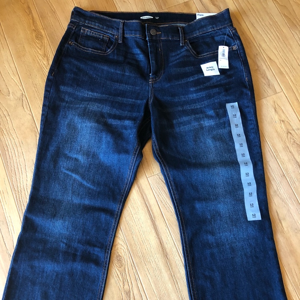 Old Navy cropped flare jeans
